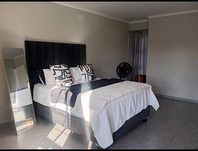 1 BEDROOM PROPERTY TO RENT IN GLEN AUSTIN